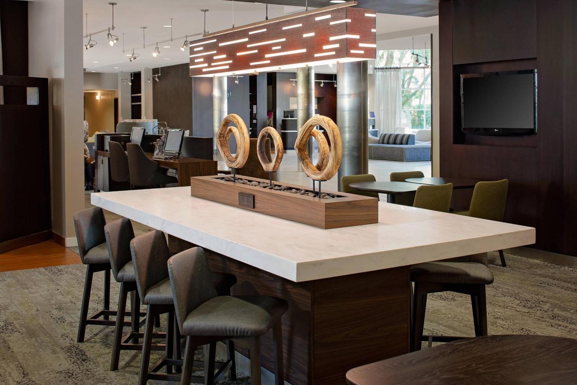 Courtyard By Marriott Fort Lauderdale North/Cypress Creek Exterior foto