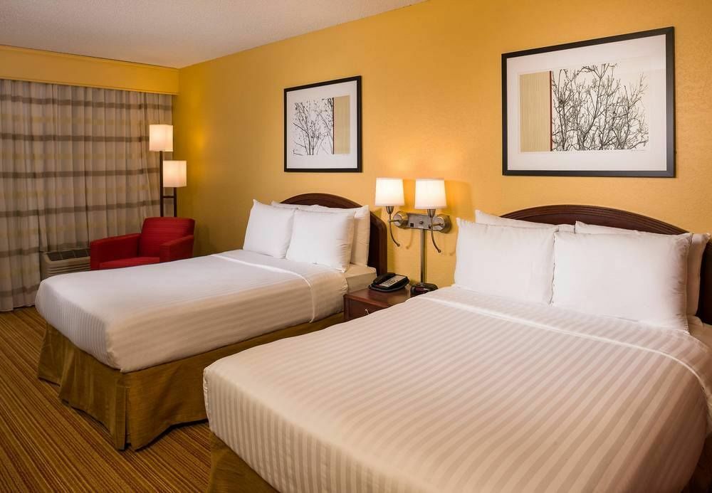 Courtyard By Marriott Fort Lauderdale North/Cypress Creek Exterior foto
